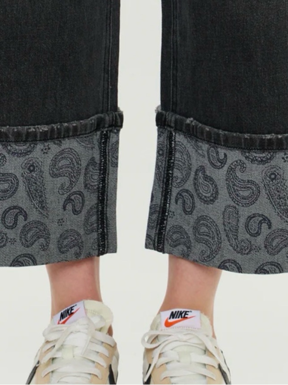 KanCan Black Wash High Rise Wide Leg Cropped Denim - Picture 3 of 4
